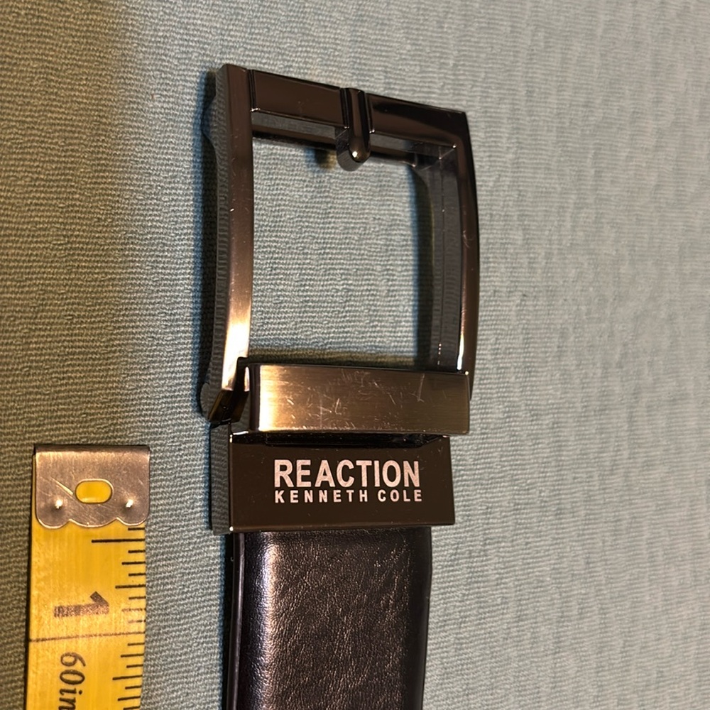 Kenneth Cole belt